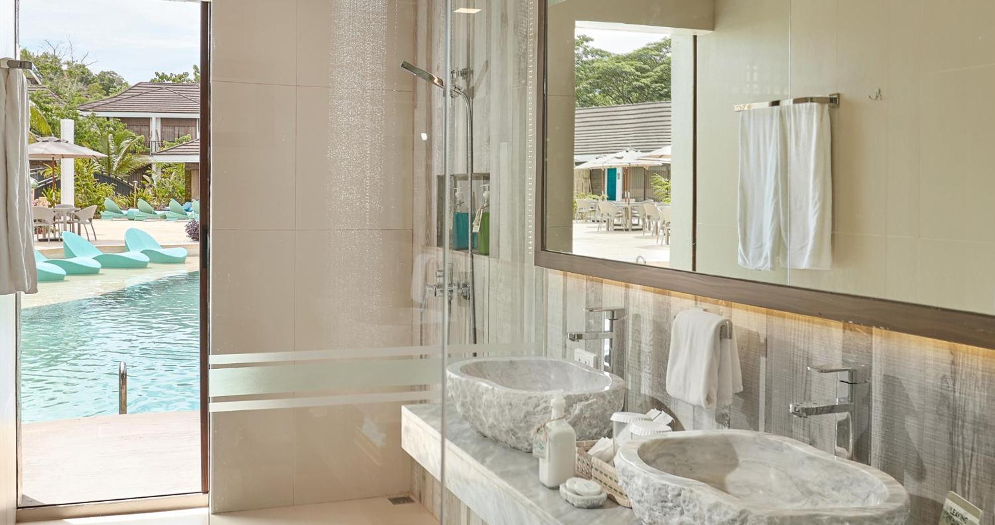 Tag Resort Корон Екстер'єр фото